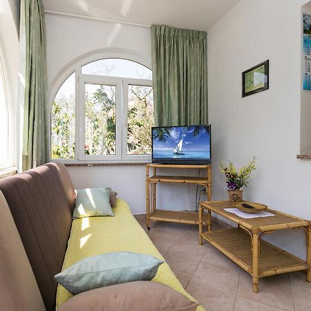 Apartment Korelic Green Garden Porec Bagian luar foto