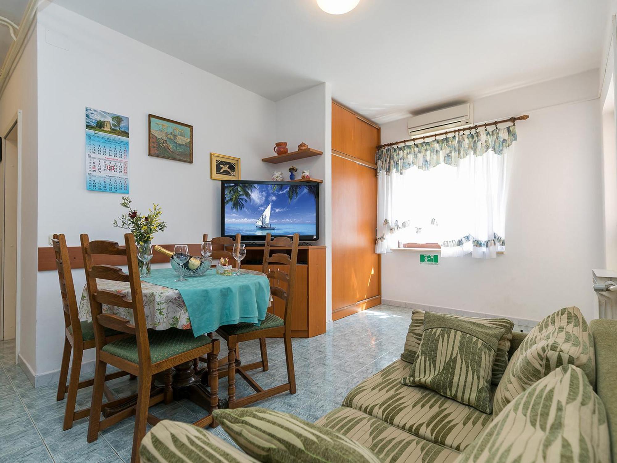 Apartment Korelic Green Garden Porec Bagian luar foto