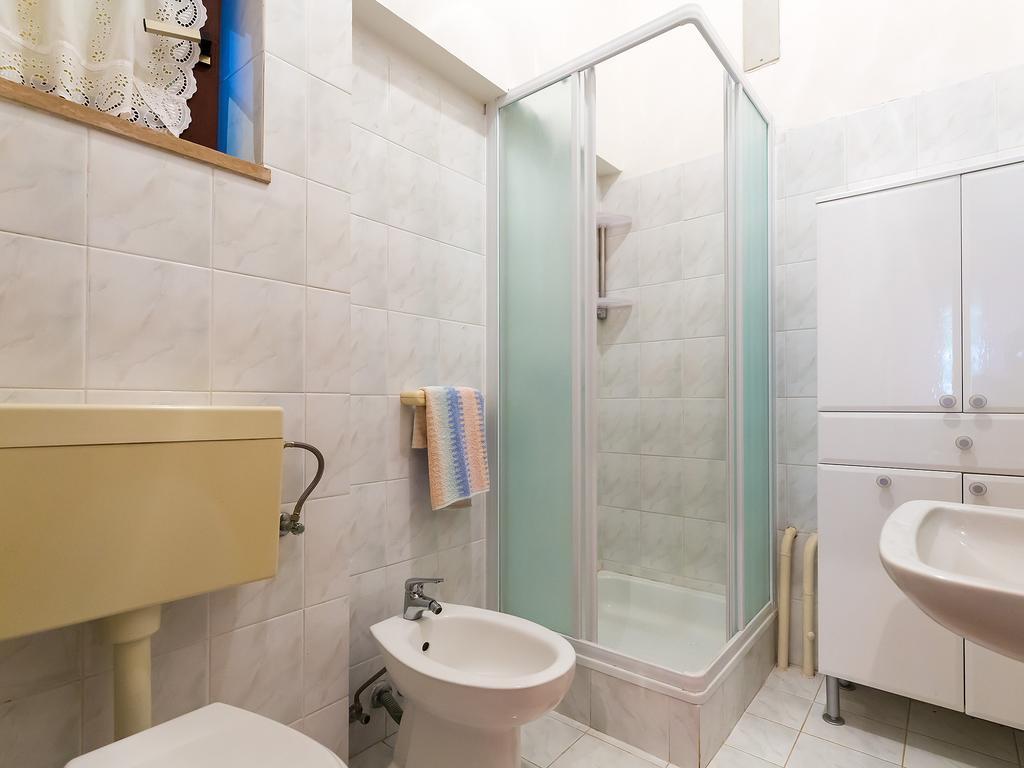 Apartment Korelic Green Garden Porec Bagian luar foto