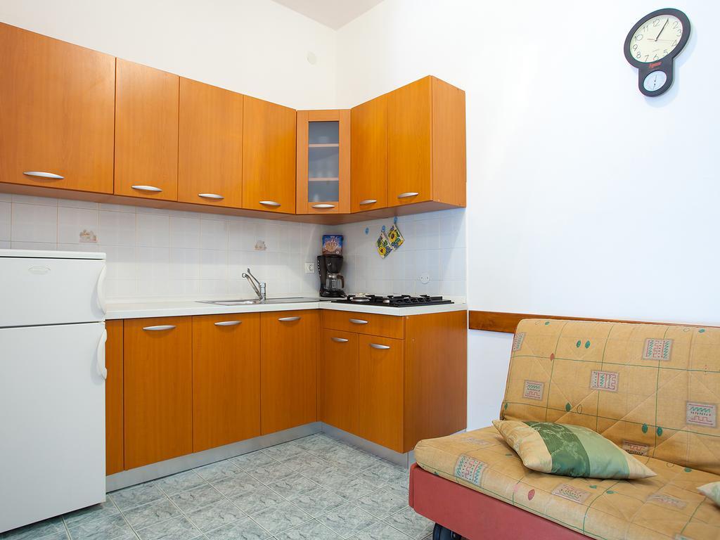 Apartment Korelic Green Garden Porec Bagian luar foto